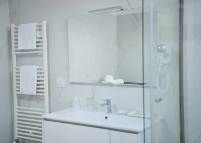 La Casa Di Eva Bed & Breakfast 4*